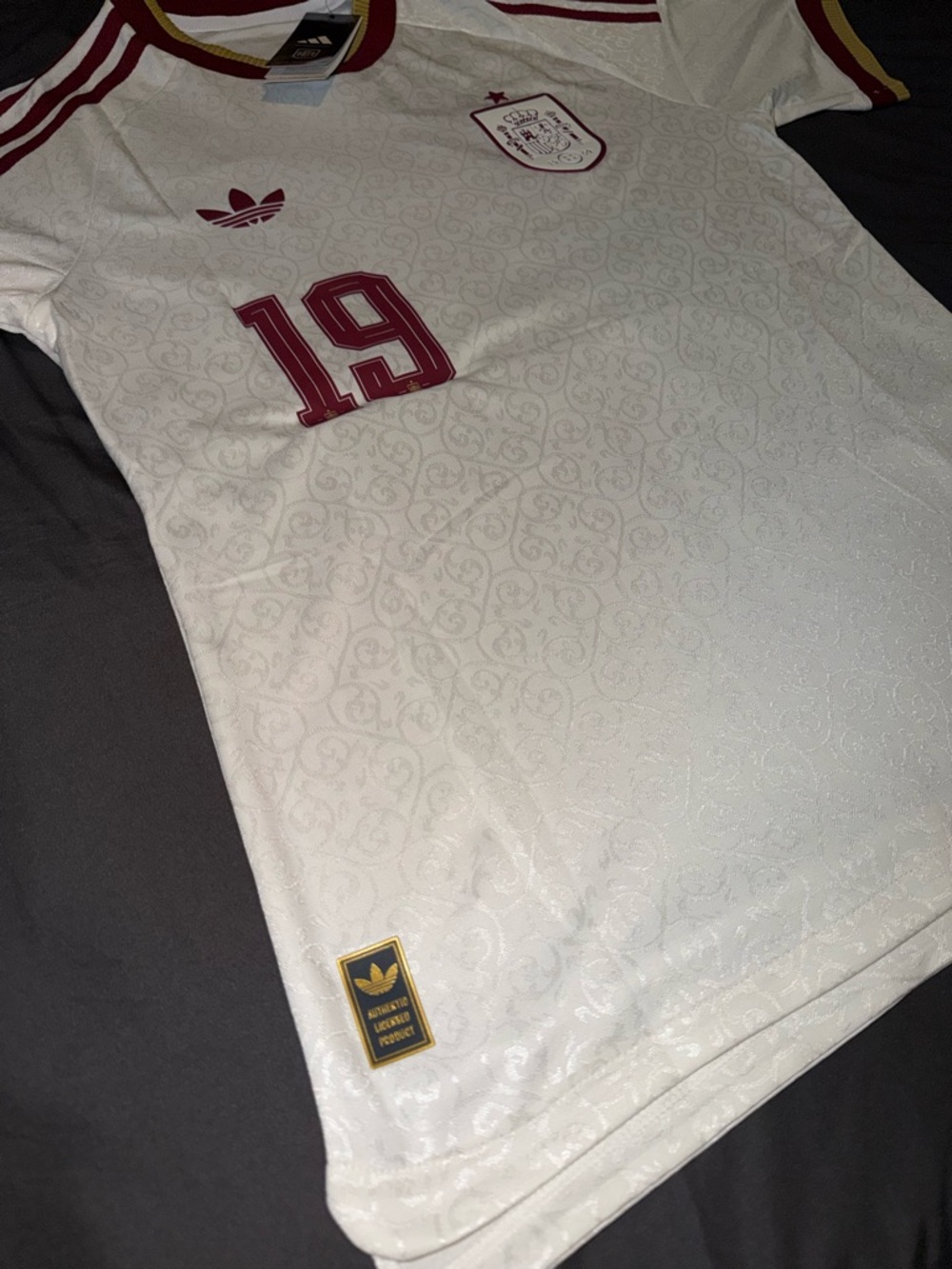 Spain Away 2026 World Cup #19 LAMINE YAMAL Slim Fit - Picture 4 of 7